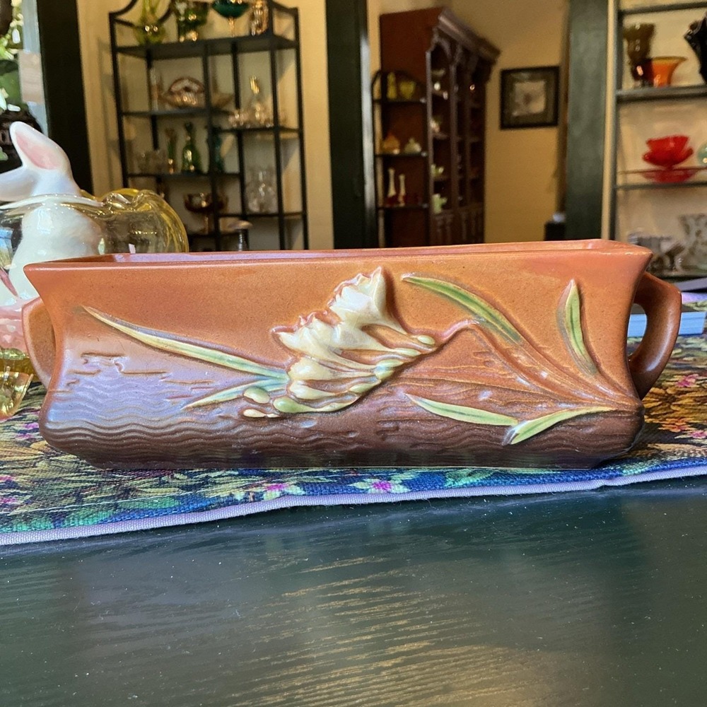 Vintage 10" x 3.5" Roseville Freesia Handled Window Box 1392-8